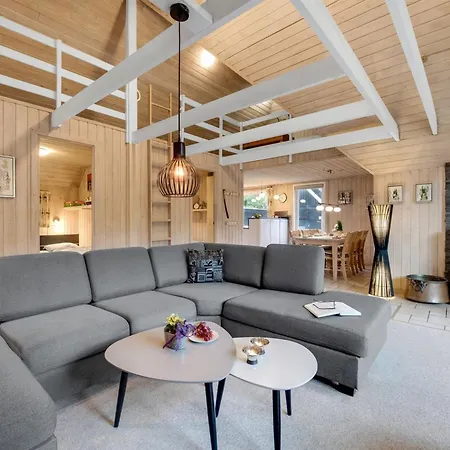 Сasa de vacaciones Patrik - 1-4km From The Sea In Western Jutland By Interhome *