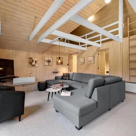 Сasa de vacaciones Patrik - 1-4km From The Sea In Western Jutland By Interhome