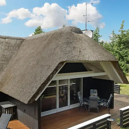 Feriehus Patrik - 1-4km From The Sea By Interhome Blåvand